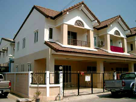 บ้านซื่อตรง รังสิต คลอง 3 (Baan Suetrong Rangsit Klong 3)