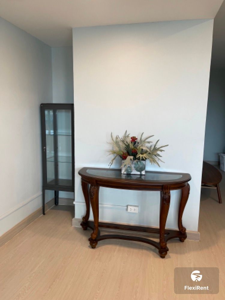 ซัน พาเลซ คอนโดมิเนียม (Sun Palace Condominium) รูปที่ 8