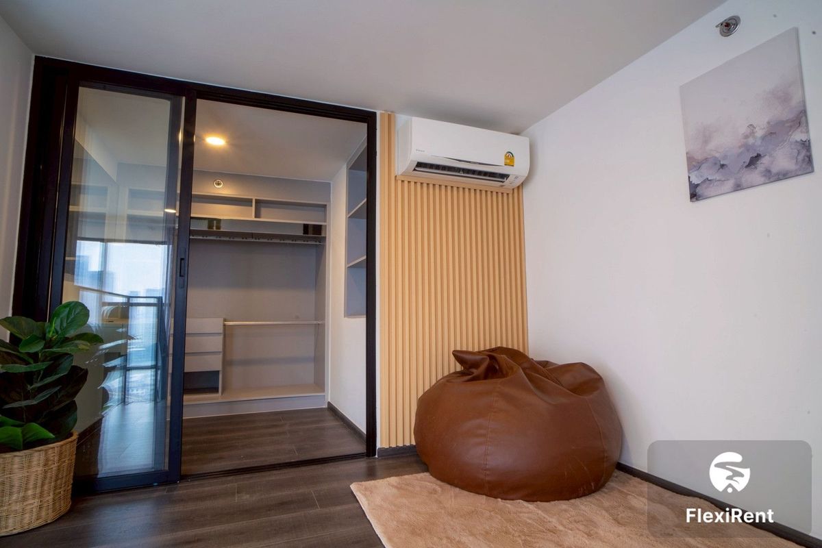 ไนท์บริดจ์ สเปซ รัชโยธิน (KnightsBridge Space Rachayothin) รูปที่ 8