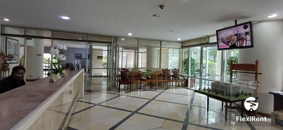 นาวิน คอร์ท (Navin Court) รูปที่ 4