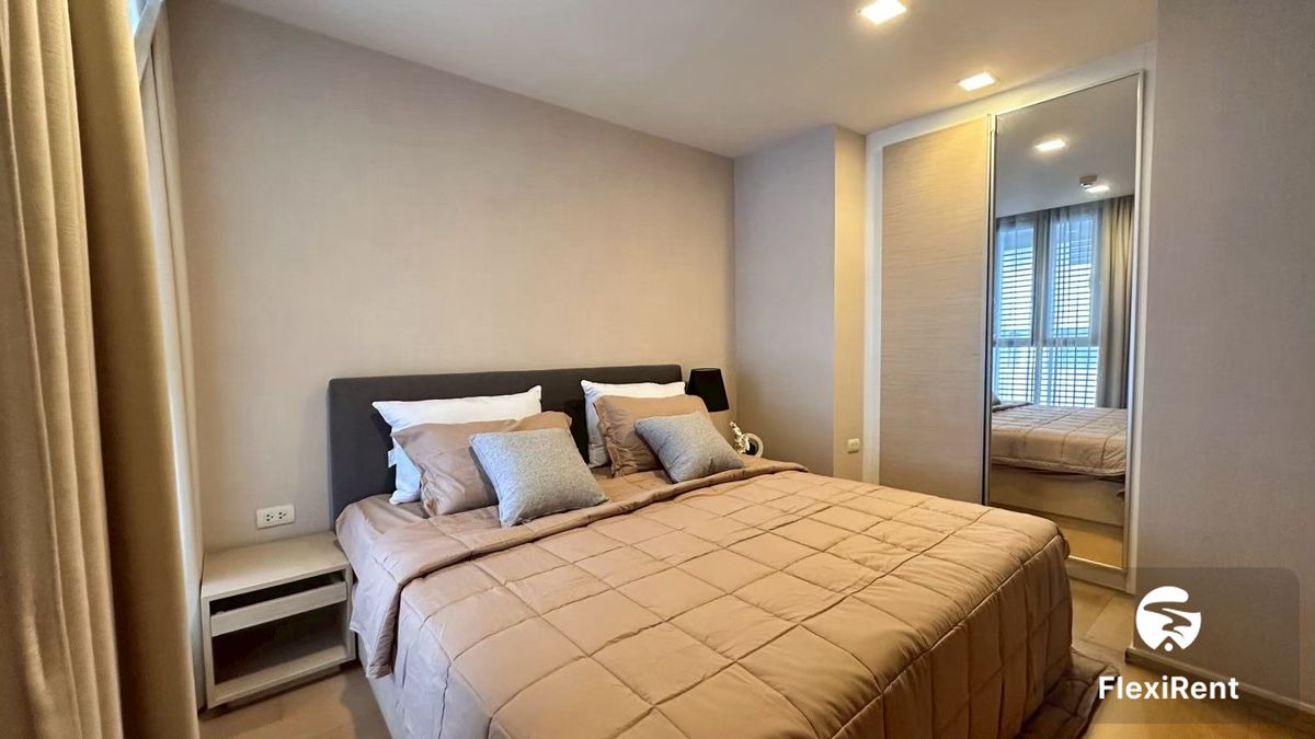ลิฟ แอท 49 (Liv@49 (Sukhumvit 49)) รูปที่ 18