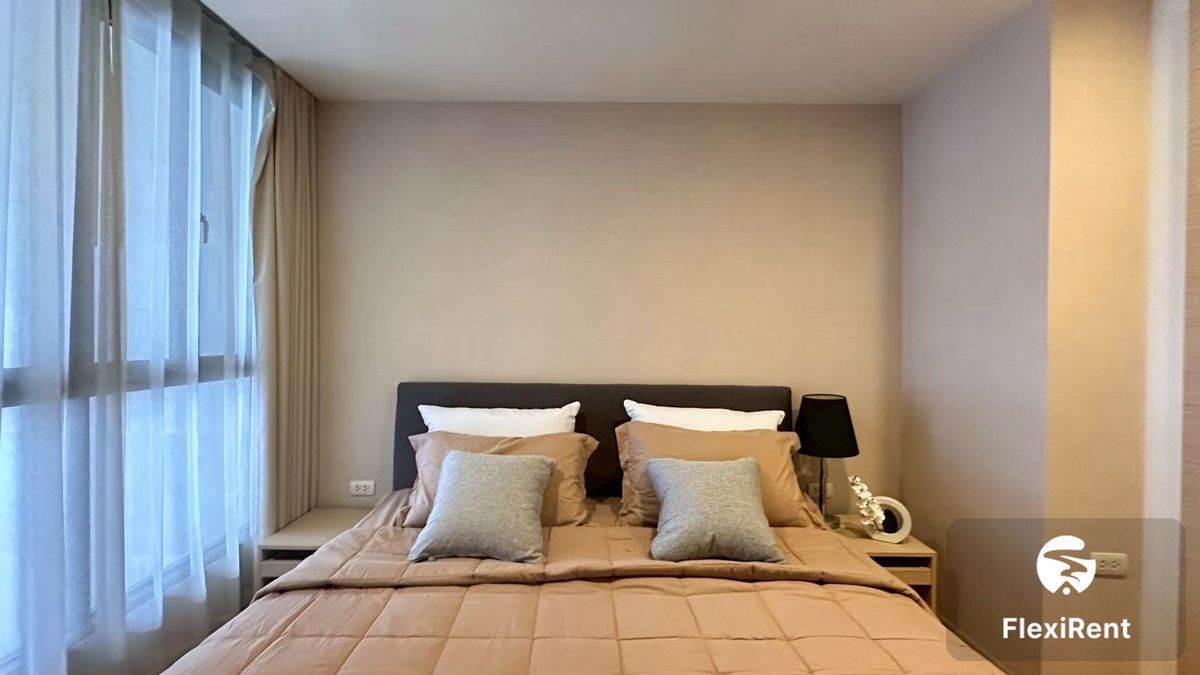 ลิฟ แอท 49 (Liv@49 (Sukhumvit 49)) รูปที่ 20