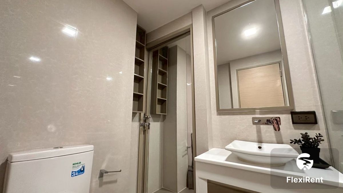 ลิฟ แอท 49 (Liv@49 (Sukhumvit 49)) รูปที่ 22