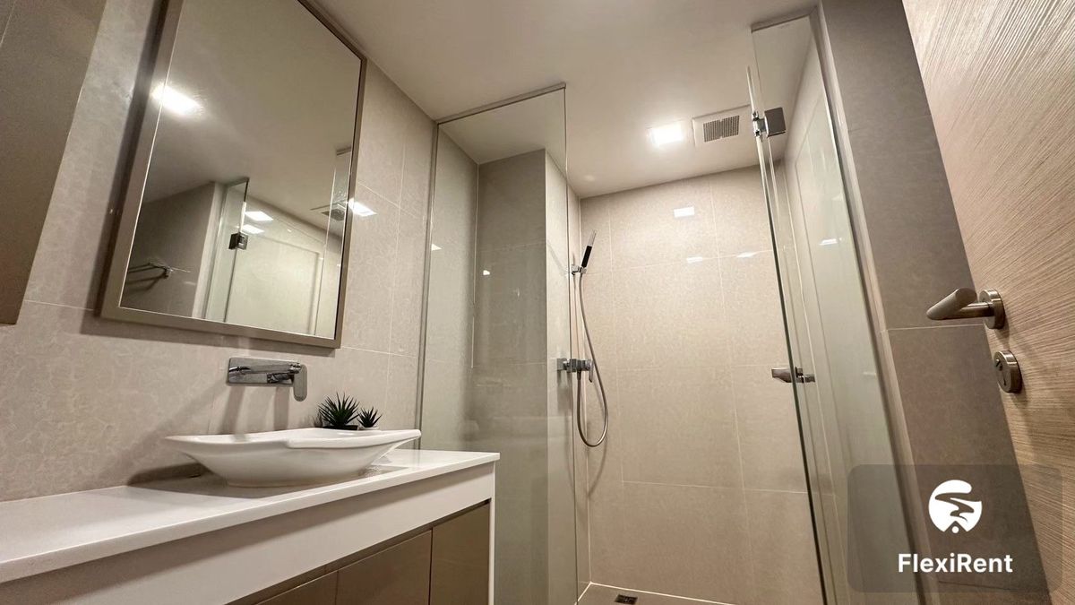 ลิฟ แอท 49 (Liv@49 (Sukhumvit 49)) รูปที่ 24