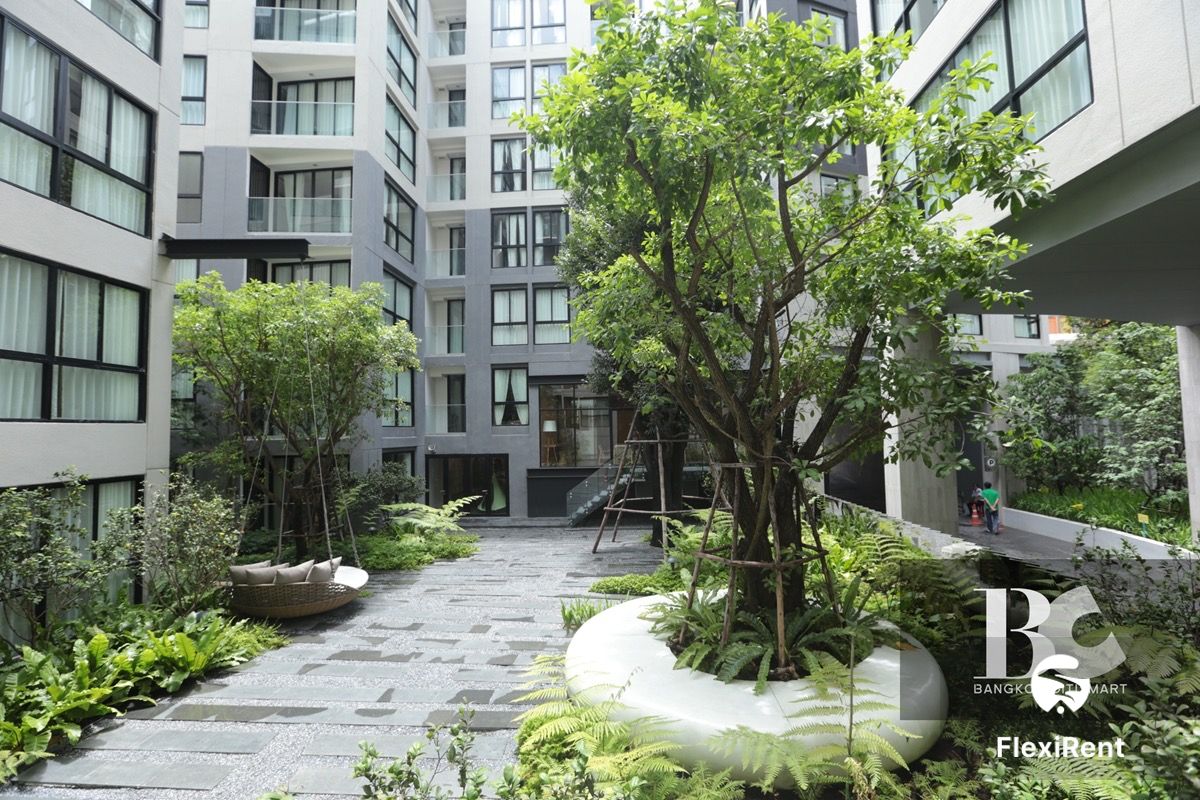 ลิฟ แอท 49 (Liv@49 (Sukhumvit 49)) รูปที่ 29