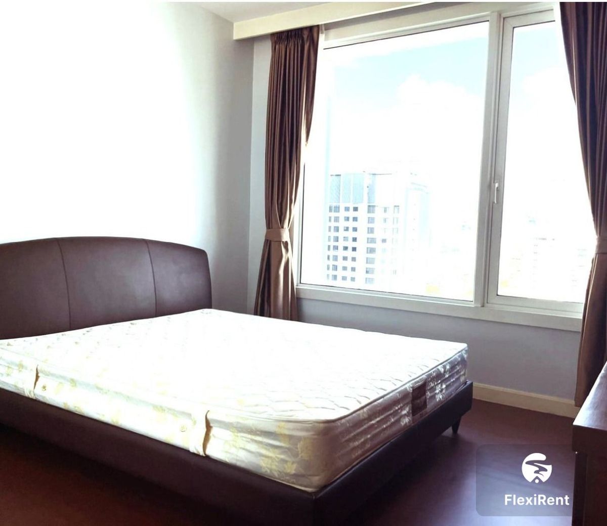 สิริ เรสซิเด้นซ์ สุขุมวิท 24 (Siri Residence Sukhumvit 24) รูปที่ 5