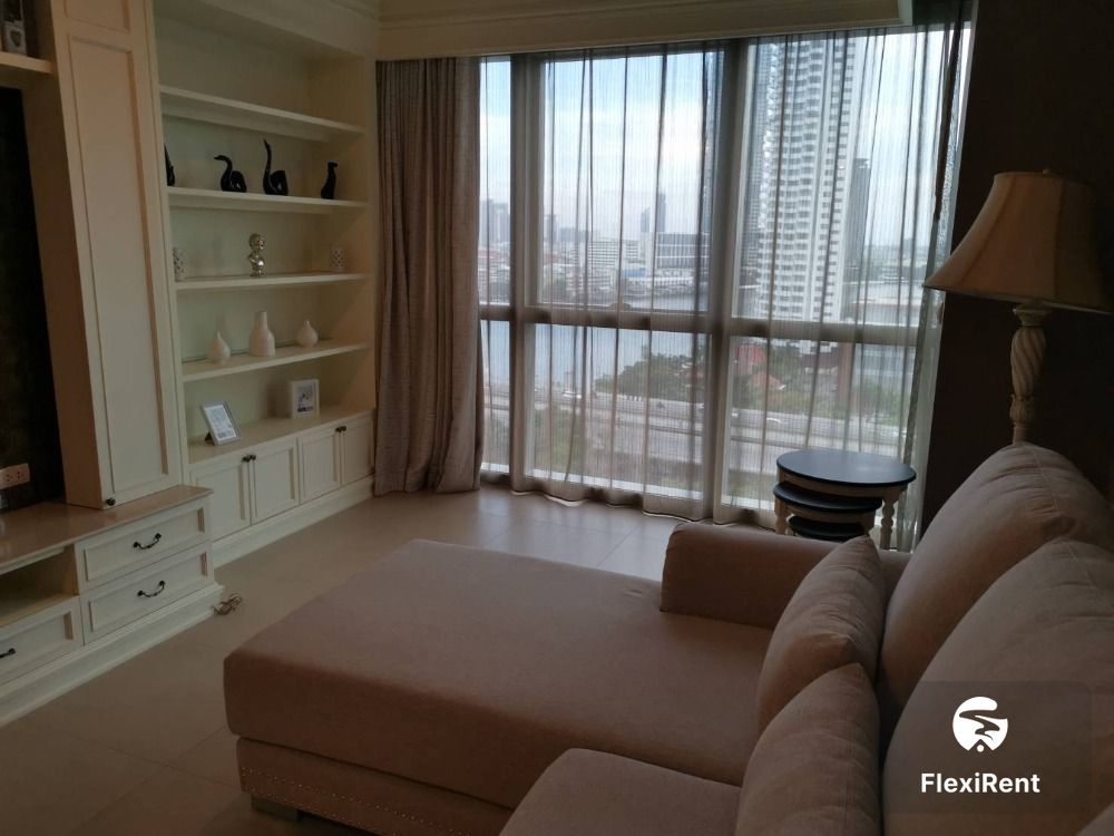 เดอะ ริเวอร์ คอนโดมิเนียม (The River condominium)