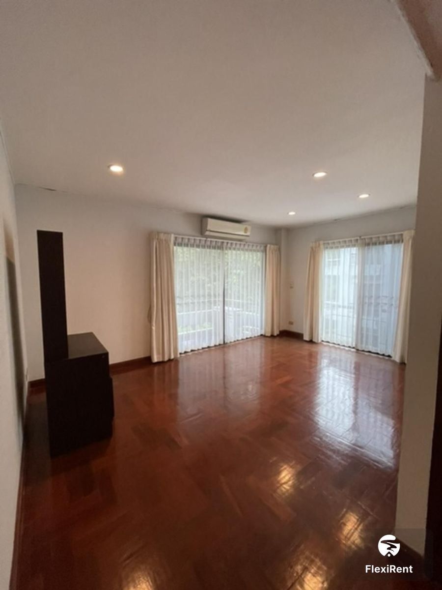 กอล์ฟวิวคอนโดโฮม (Golf View Condo home) รูปที่ 11