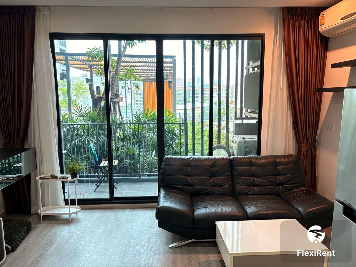 ควินน์ คอนโดมิเนียม (Quinn Condo)