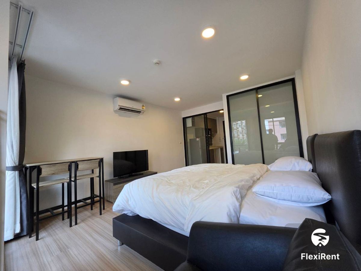 ชาโตว์ อินทาวน์ ปิ่นเกล้า (Chateau In Town Pinklao) รูปที่ 2