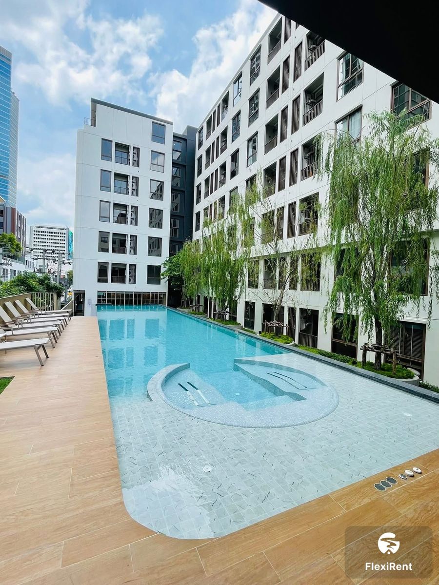 ควินทารา มาย‘เซน พร้อมพงษ์ (QUINTARA MHy’ZEN PHROM PHONG) รูปที่ 14
