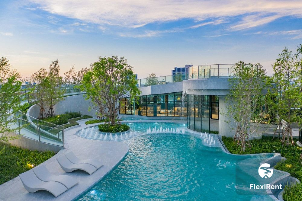เอลลิโอ สาทร - วุฒากาศ (Elio Sathorn - Wutthakat) รูปที่ 2