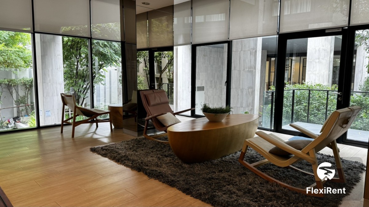 ลิฟ แอท 49 (Liv@49 (Sukhumvit 49)) รูปที่ 15