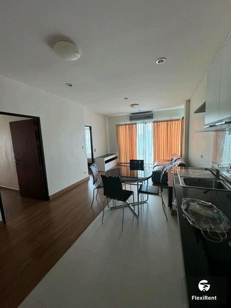 เดอะ เวลลิงตัน คอนโด (The Wellington Condominium) รูปที่ 1