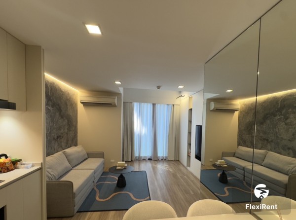 ลิฟ แอท 49 (Liv@49  (Sukhumvit 49)) รูปที่ 2