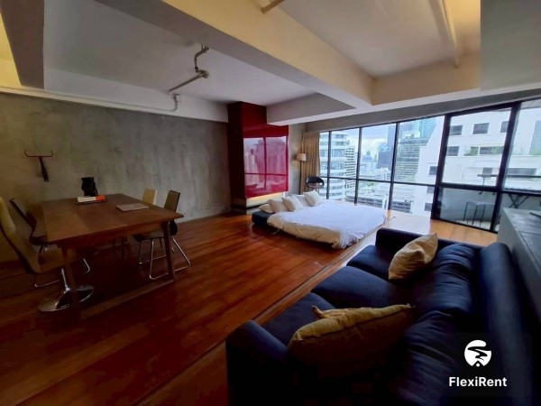 รีเจ้นท์ รอยัล เพลส 1 (Regent Royal Place 1) รูปที่ 2
